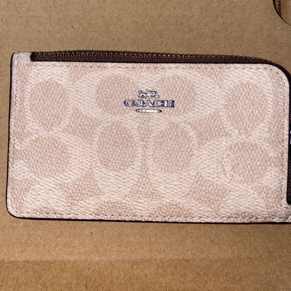 Coach Card Carrier w/zipper